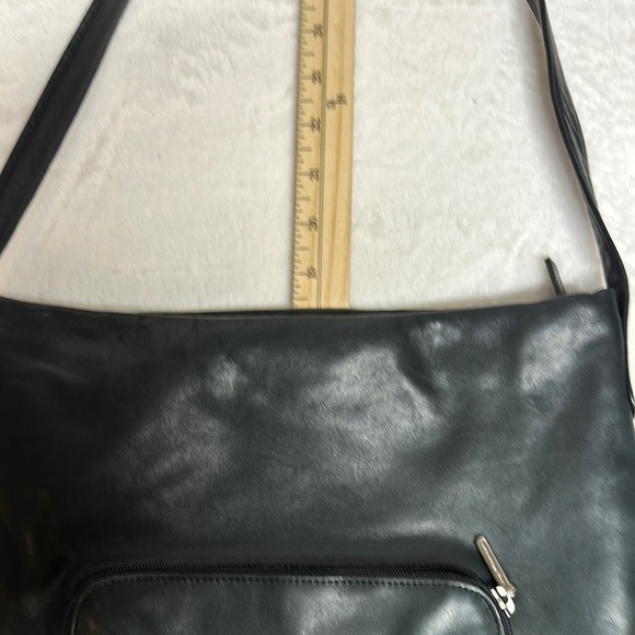 Stone Mountain Black Shoulder Bag Sleek Minimalist Design - Picture 16 of 16